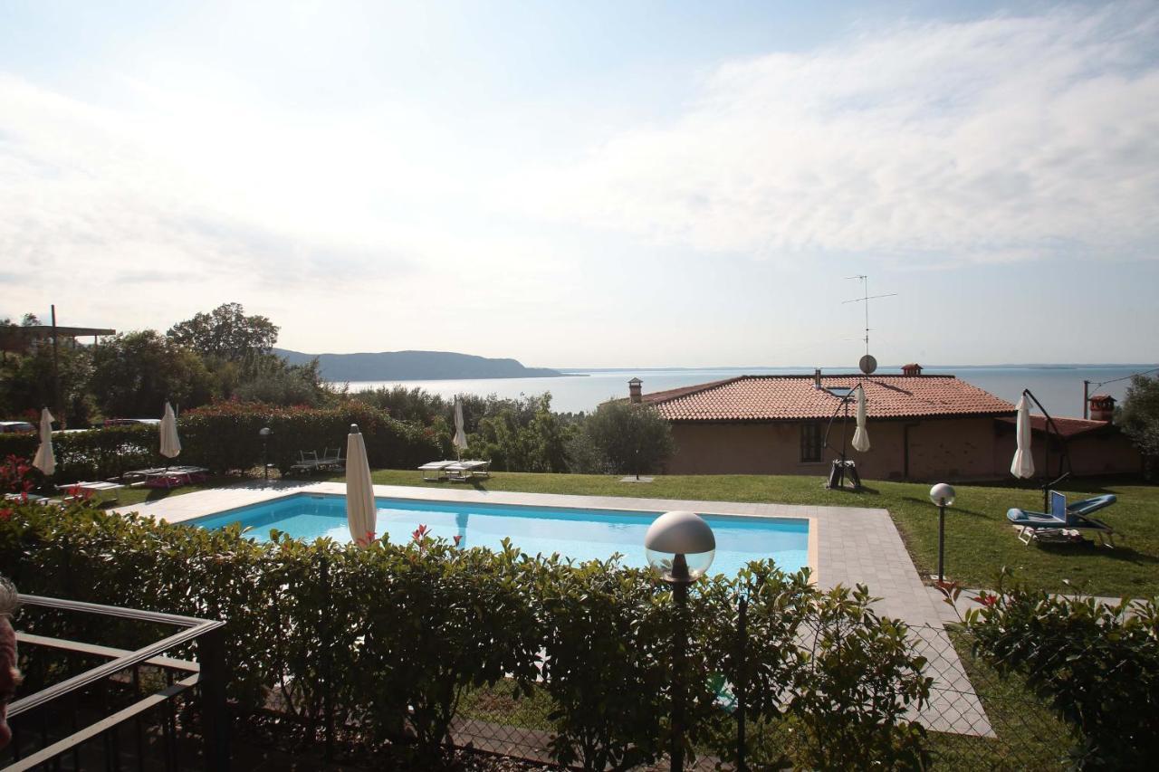 Seeblick Lockoff Apartment, Pool&Garten, Terrasse Toscolano-Maderno Exterior foto